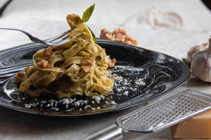 SHRIMP LINGUINE WITH LEMON PEPPERCORN SAUCE